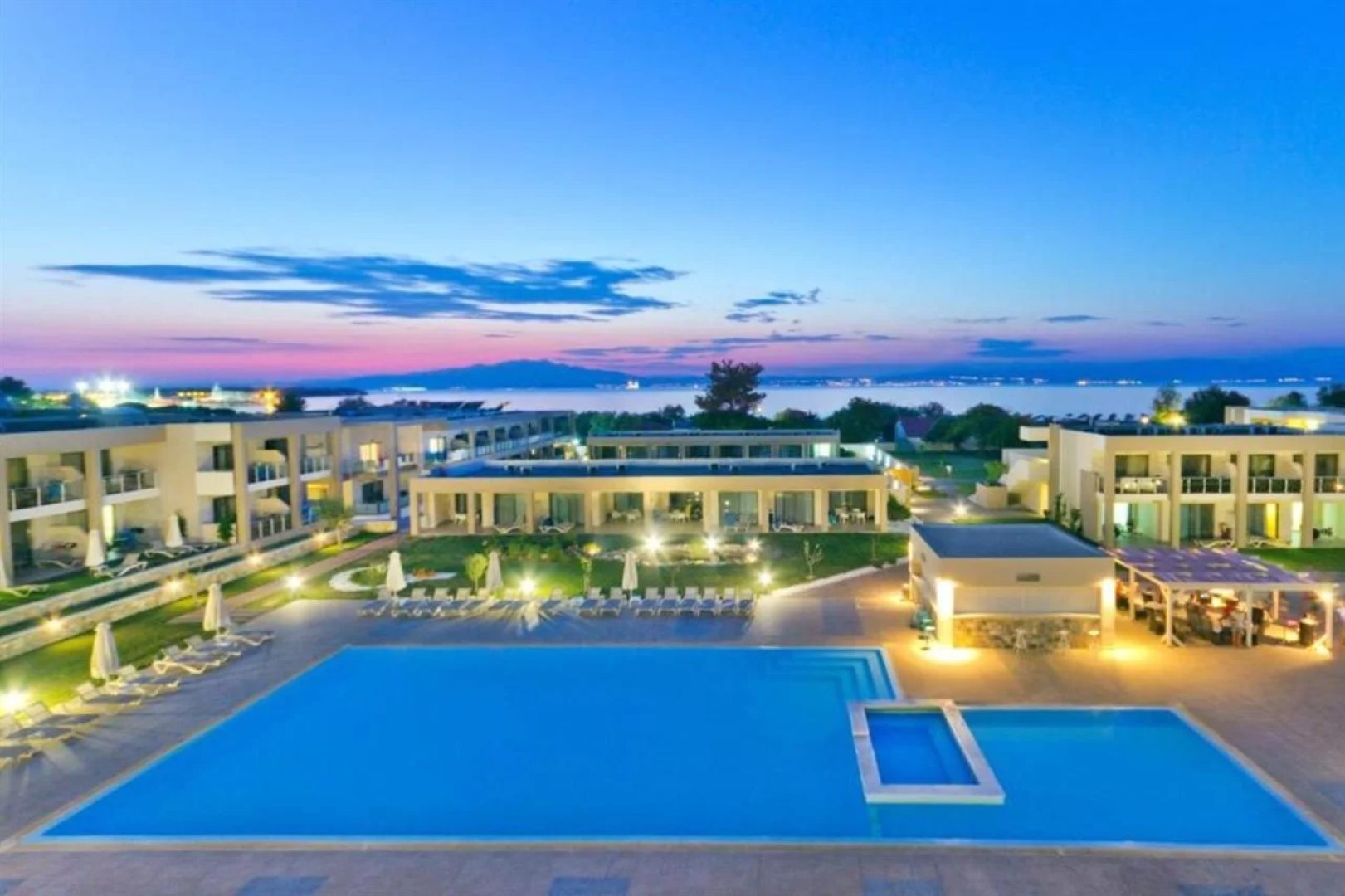 ALEA Hotel & Suites