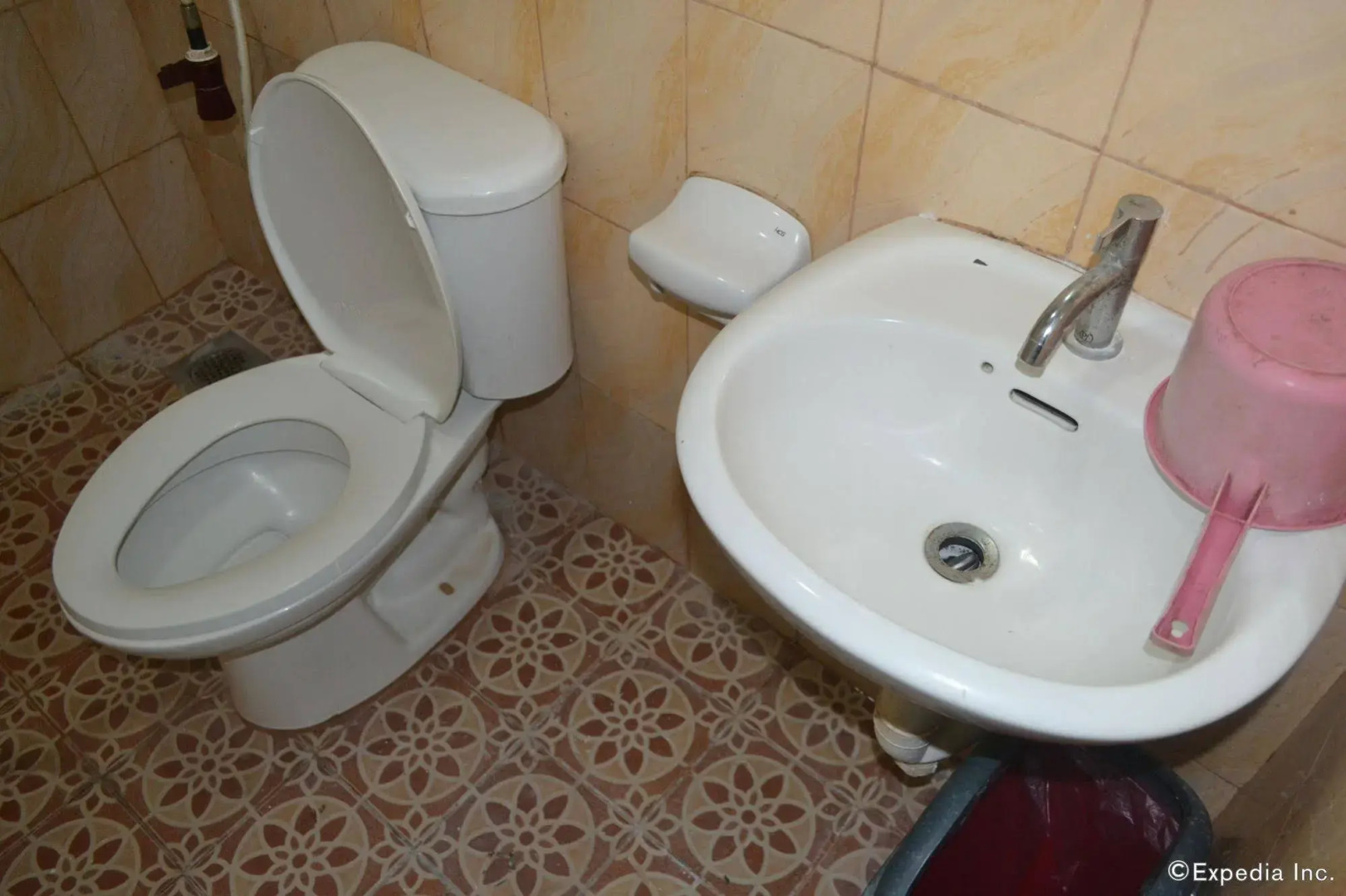 Luxor One Traveler's Inn Gensan