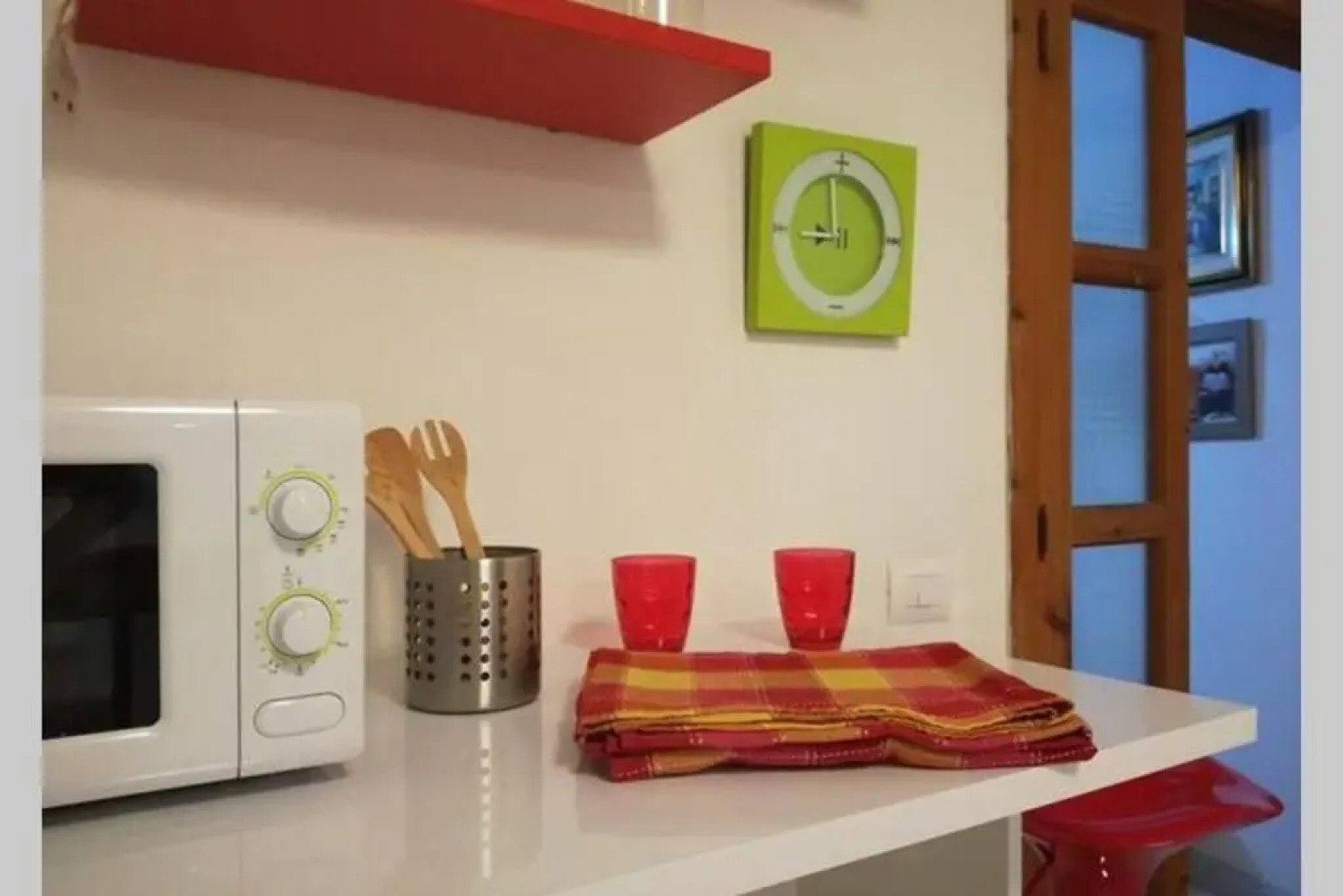 Relax house with swimming pool and a big garden