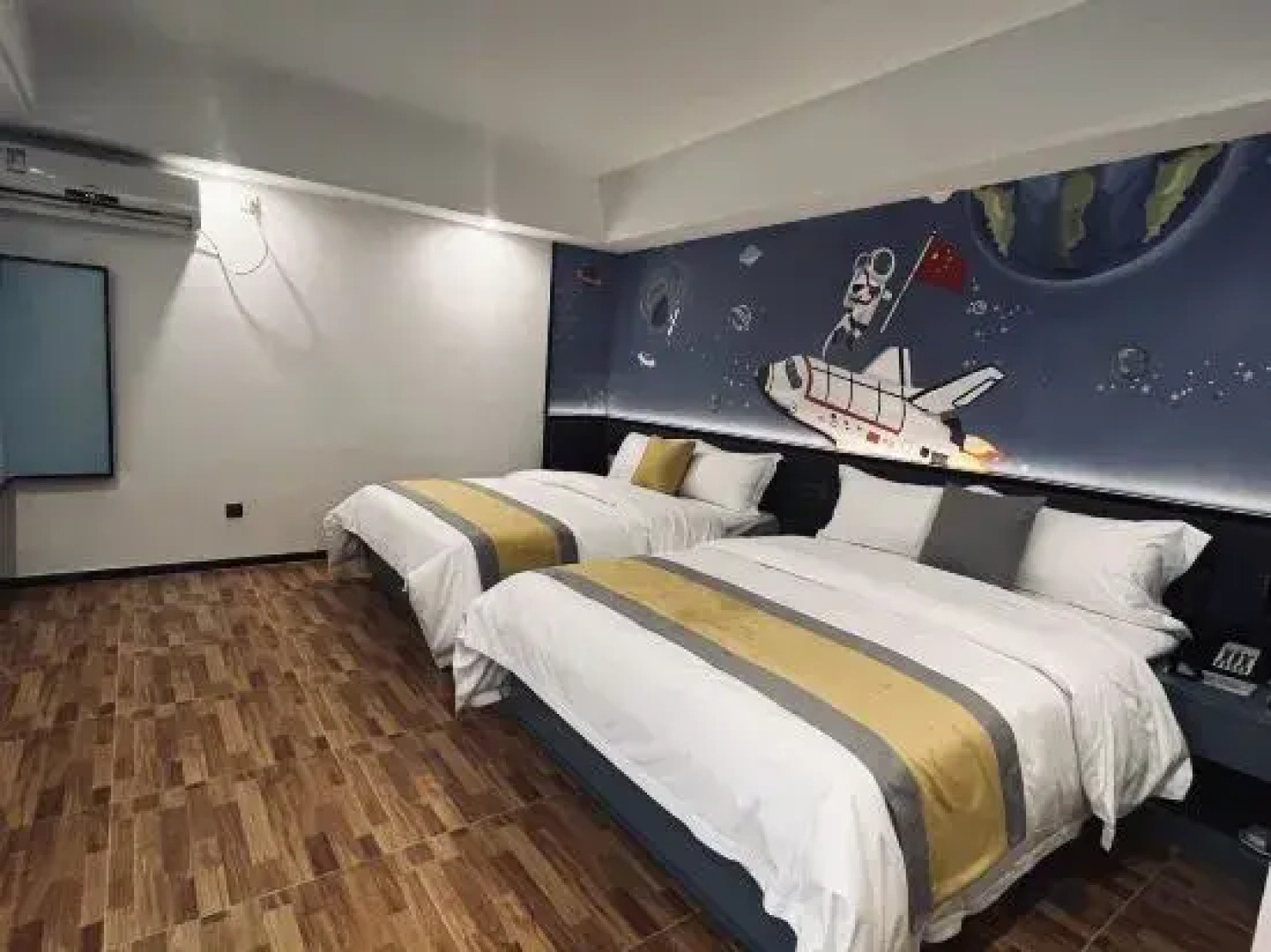 Caoxi Hot Spring Holiday Resort