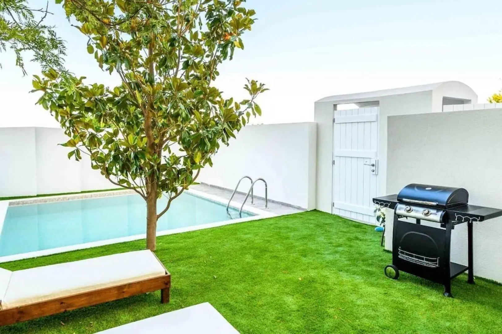 Romantic Homely Villa Aura with Heated Pool