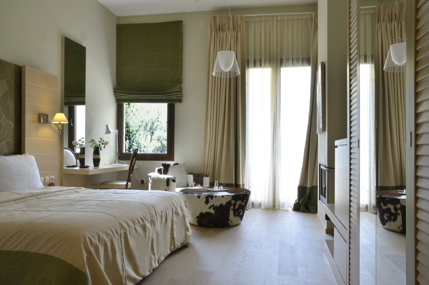 Forest Suites Boutique Hotel