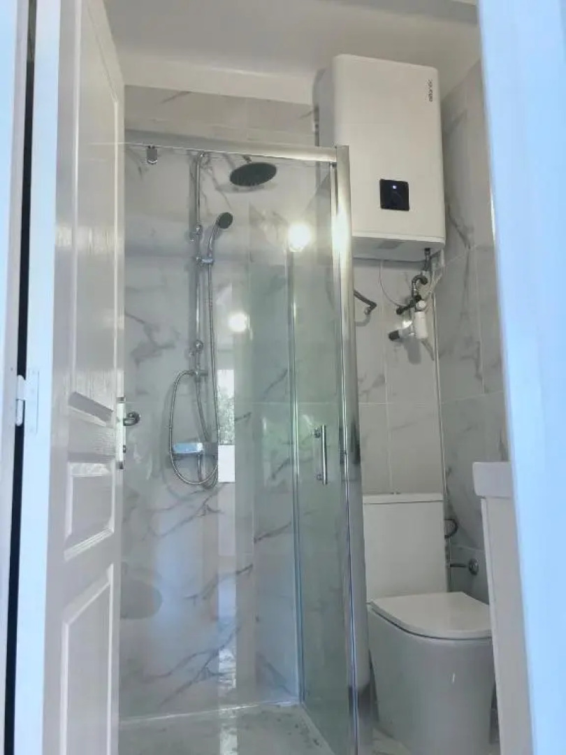 Super petit 2 pièces à 2 minutes de la plage