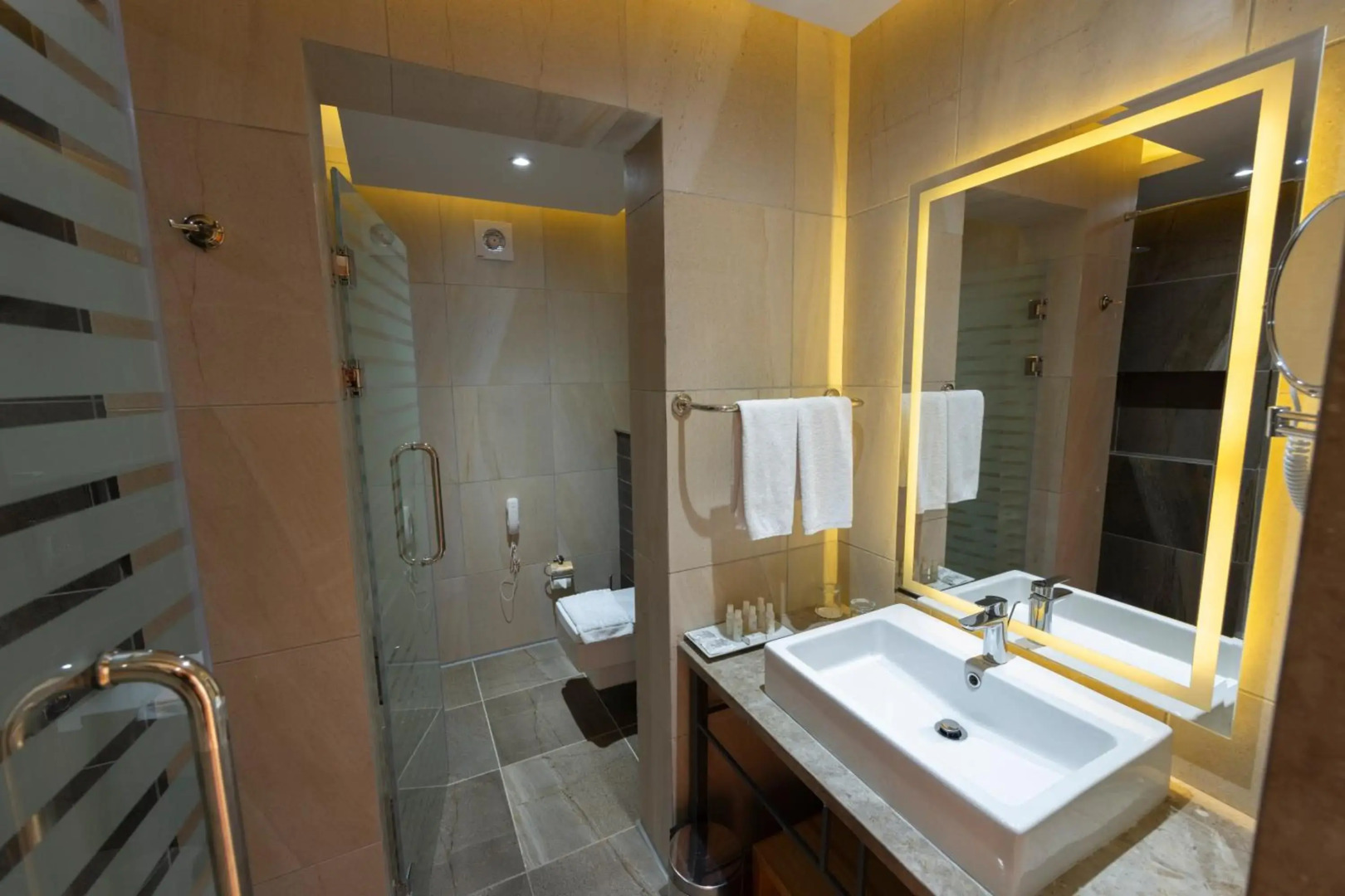 Lahami Bay Beach Resort And Gardens