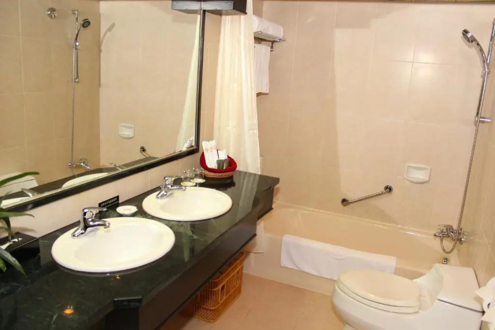 Yindo Jasper Hotel Zhuhai