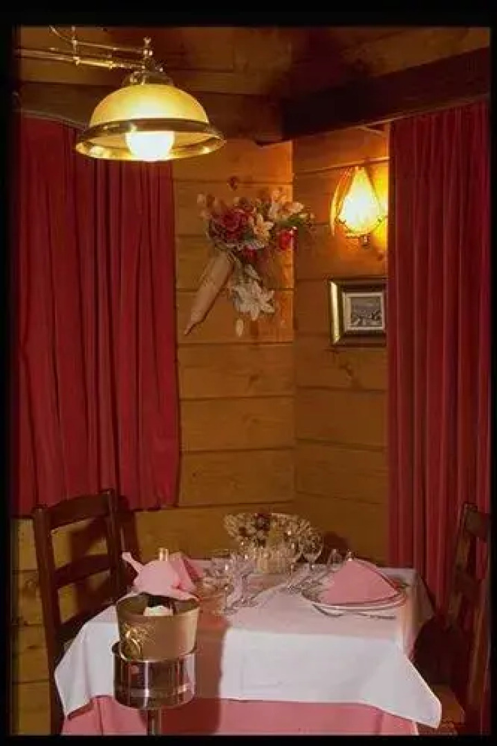 Hôtel Denarié - Restaurant les 5 Chemins