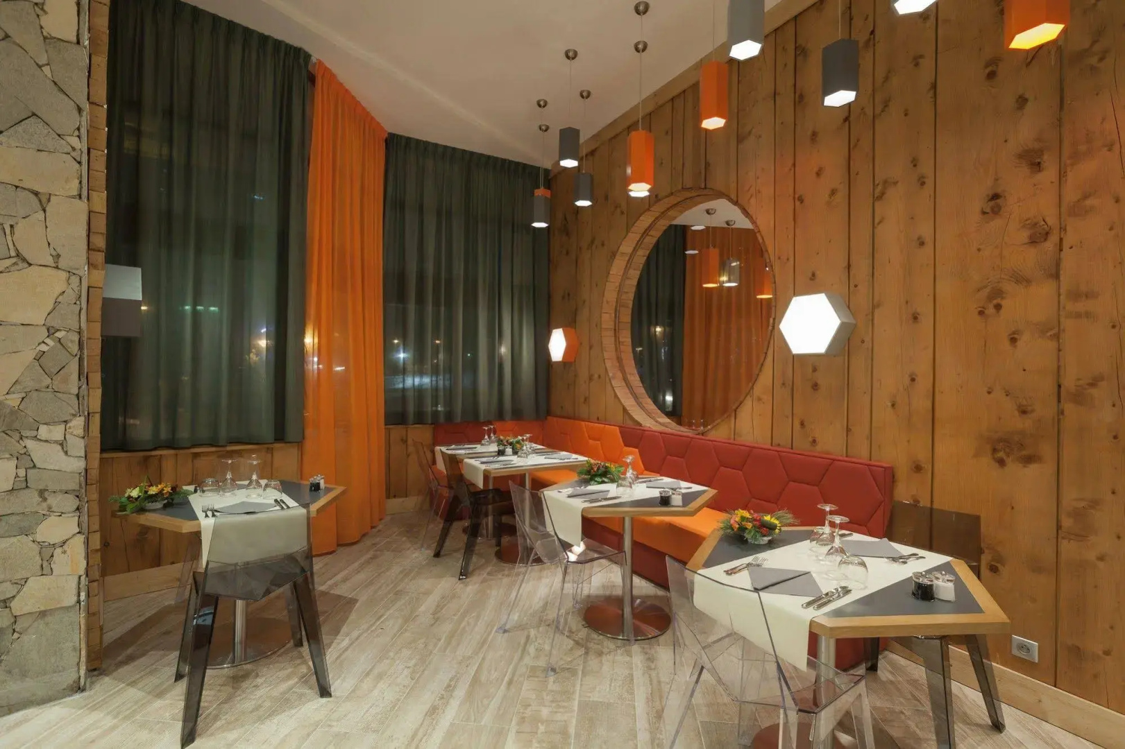 Royal Ours Blanc Boutique Hôtel & Spa