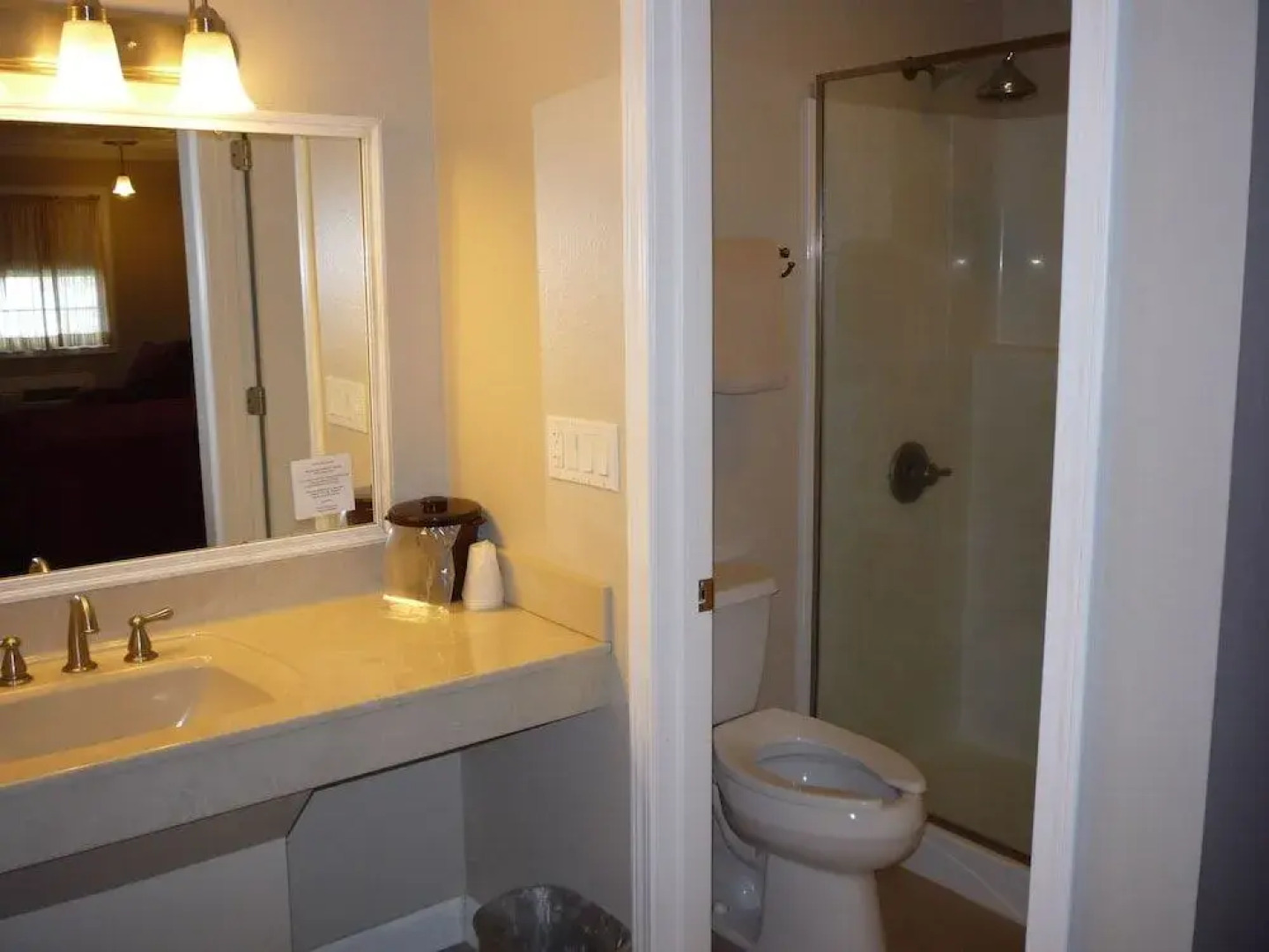 Arthur's Country Inn