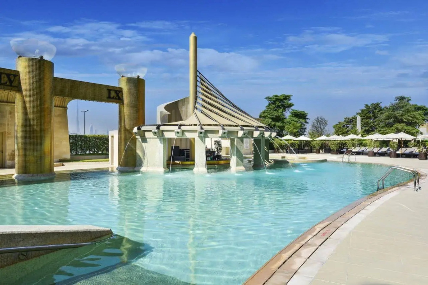 Отель Raffles Dubai