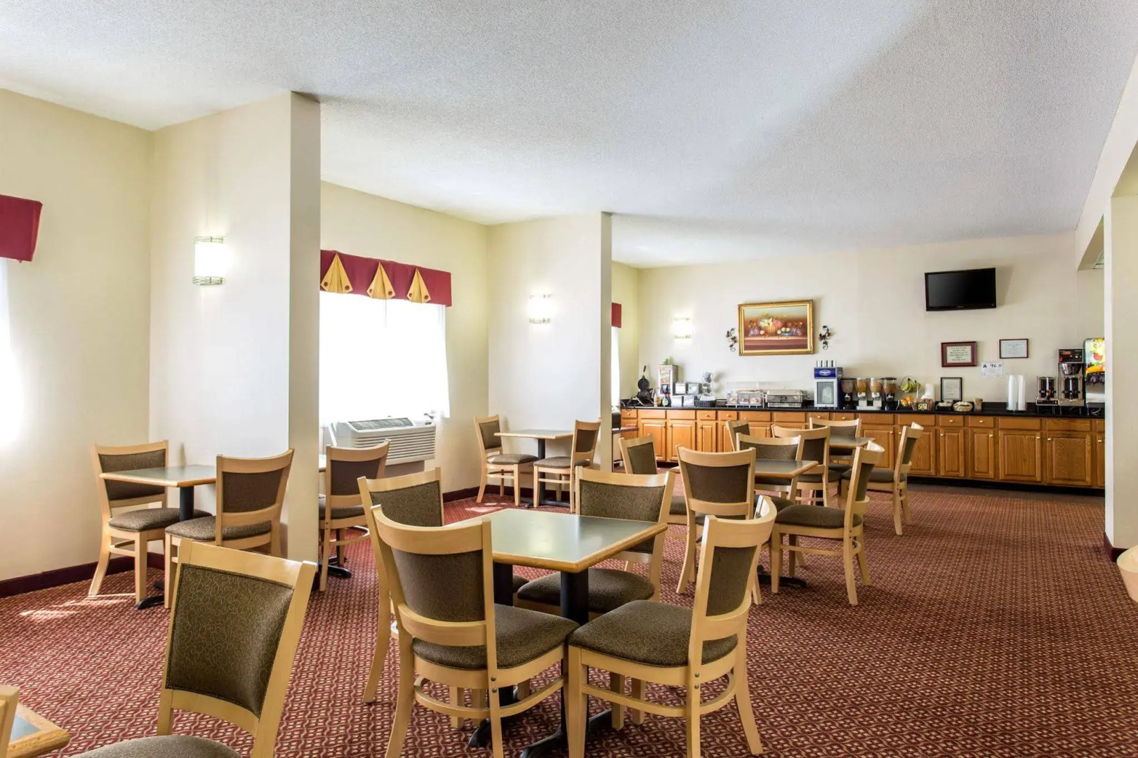 Lake Norman Inn and Suites