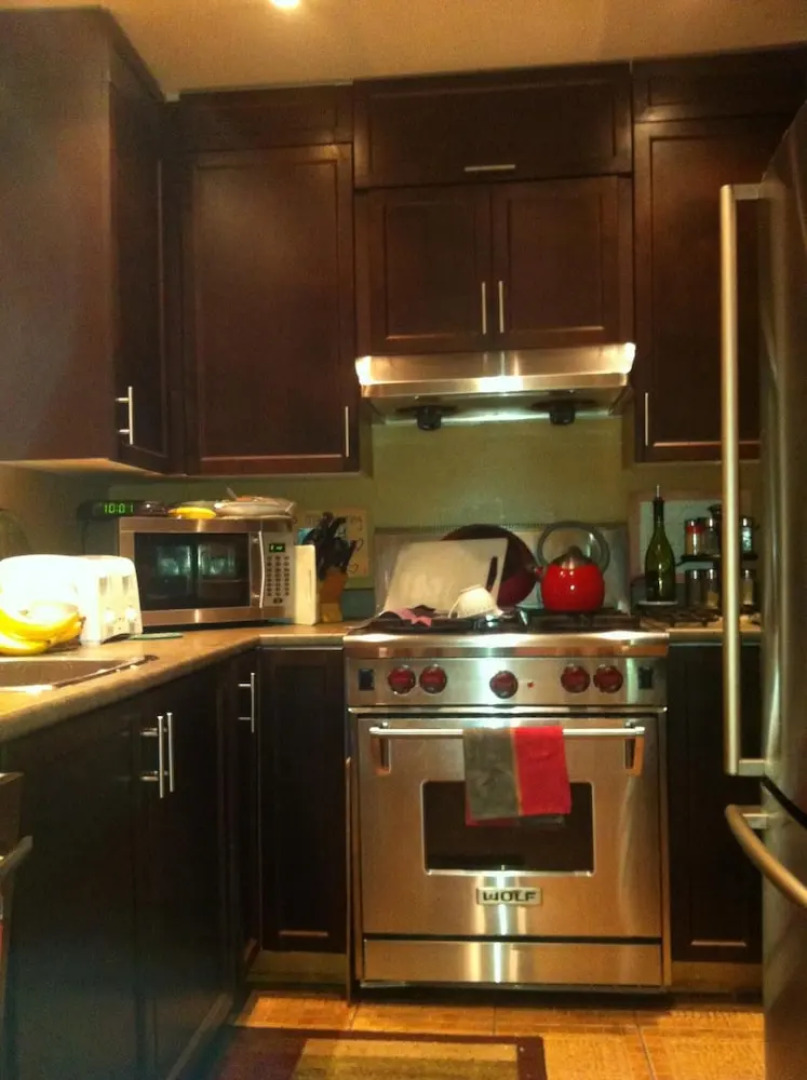 Repos & Manna Downtown Montreal