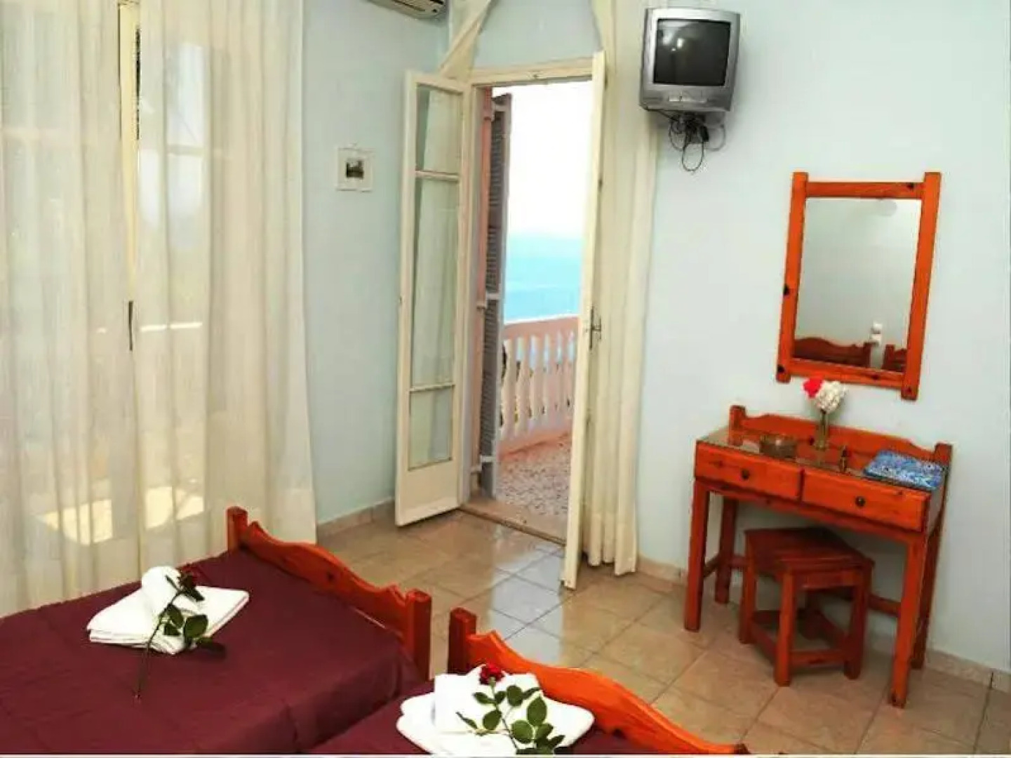 Apostolos & Eleni Family Apartments