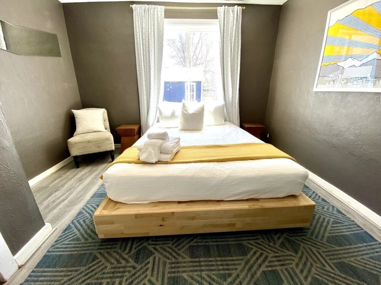 650 W. 10th St Loveland