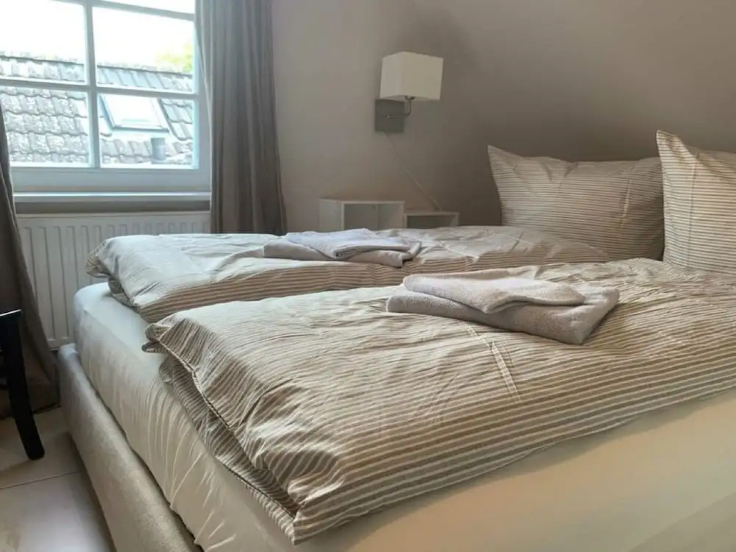 "luv With Shed" in House Smaswai 10