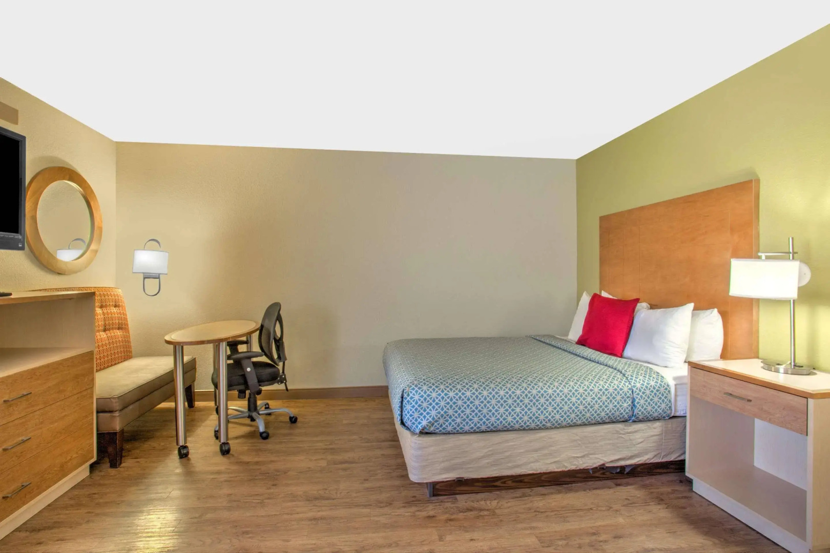 Slackline Moab, Outset Collection by Hilton