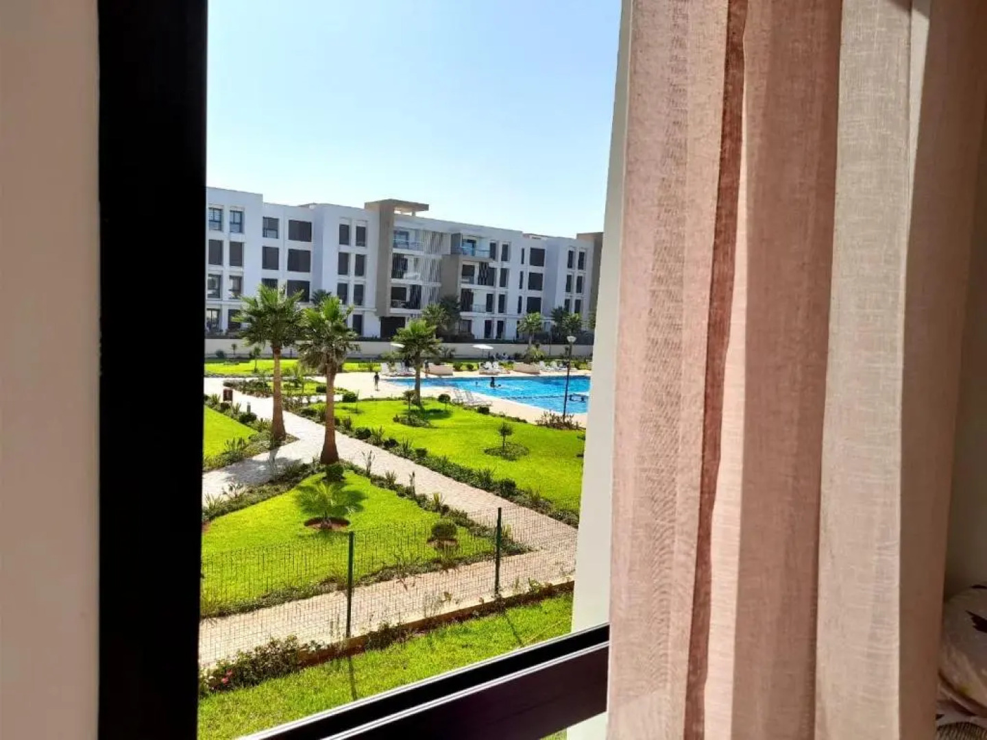 Appartement calme sur mer et piscine