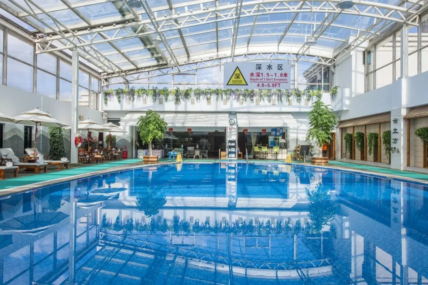 Kunming Green Lake Hotel