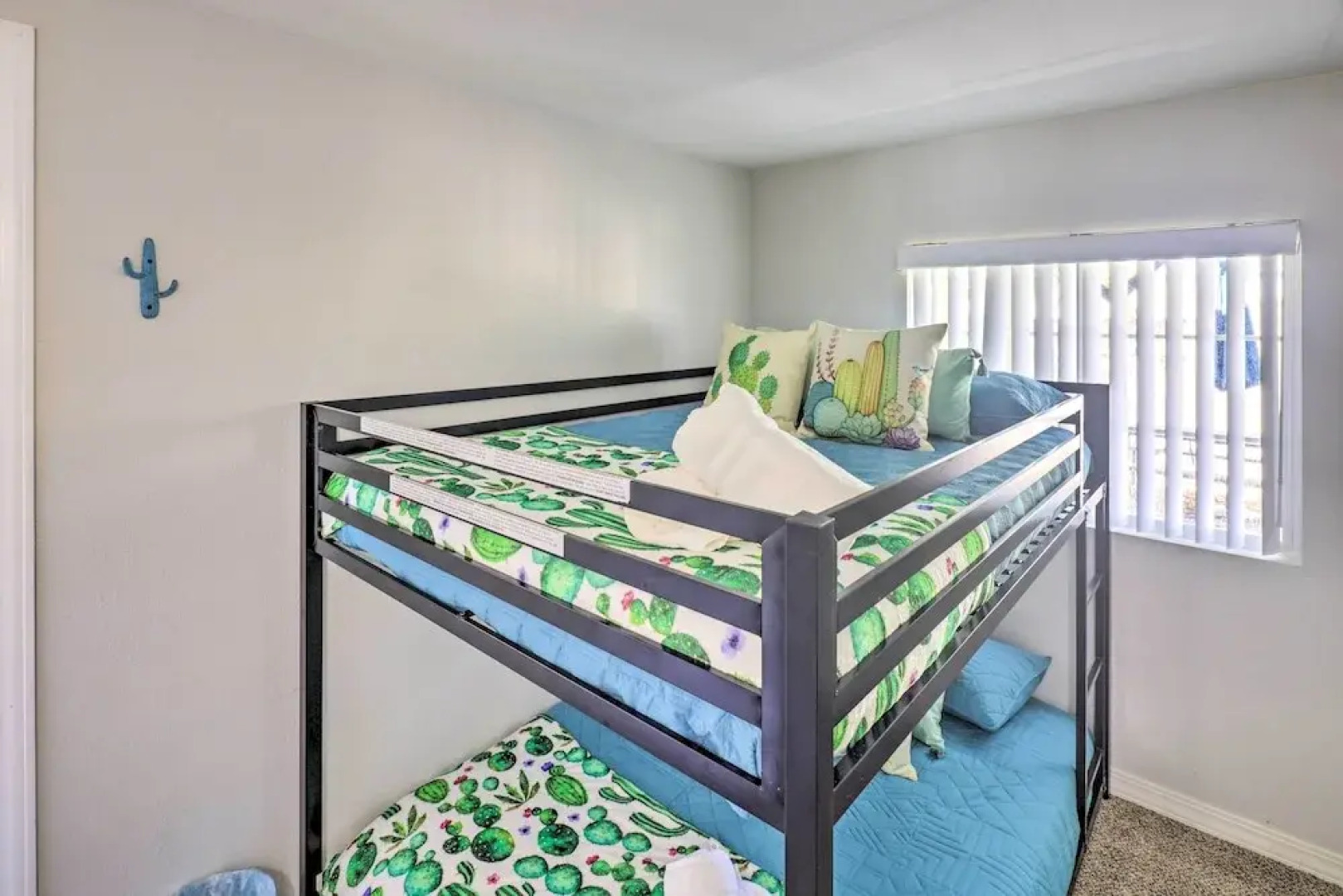 Updated Escape w/ Game Room 1 Block to River!