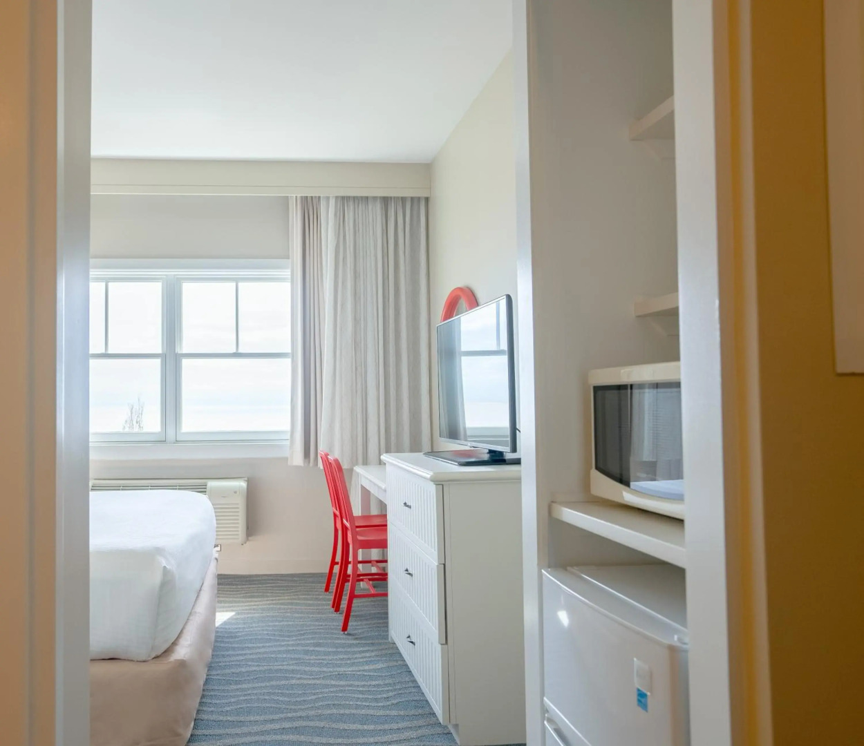 Cedar Point's Hotel Breakers