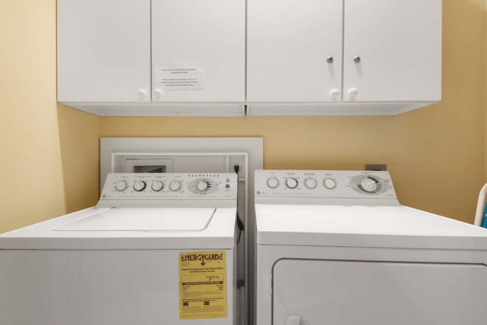 Sea Side 4 Bedroom Townhouse by RedAwning