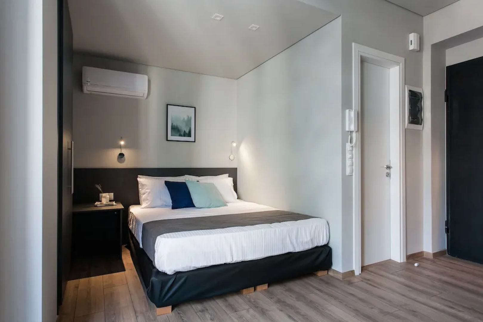 WYZ Athens Apartments by UPSTREET