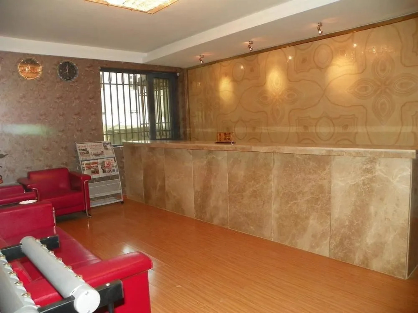 Petroleum Apartment Hotel Xining