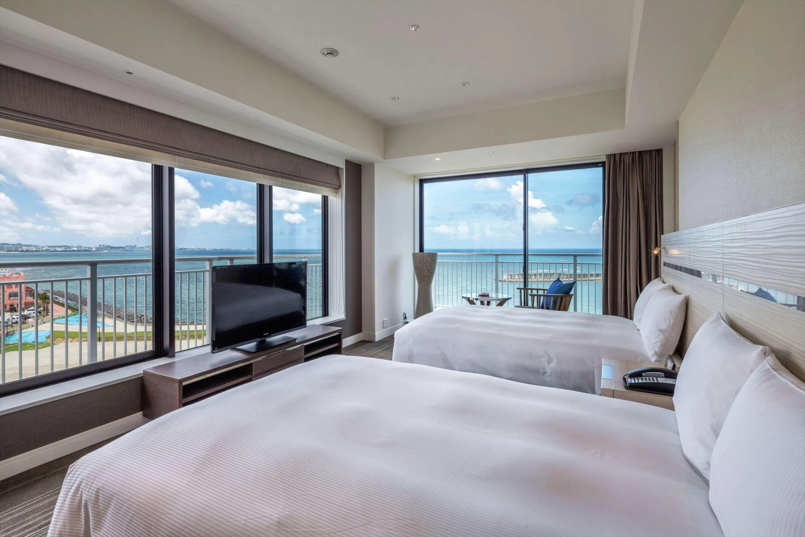 Hilton Okinawa Chatan Resort