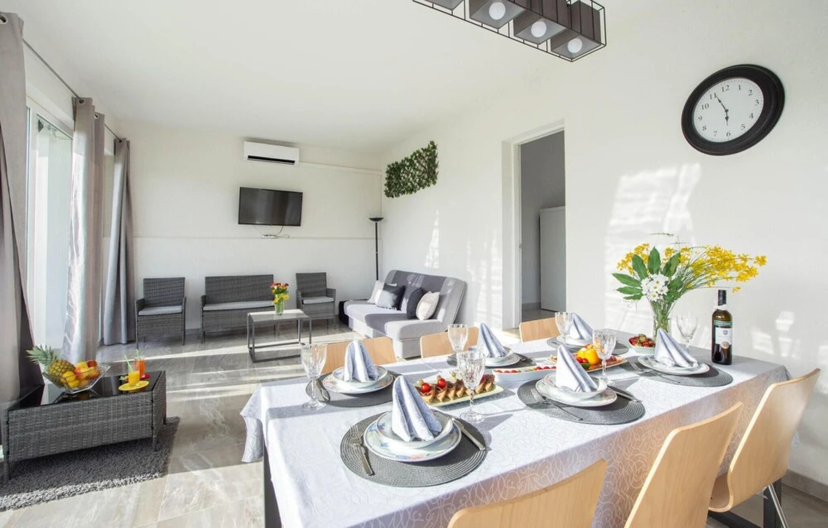 Nice Home in Dugopolje With Outdoor Swimming Pool, Wifi and 2 Bedrooms