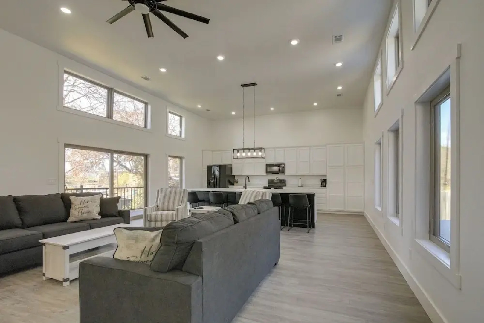 Pet-friendly Cotter Retreat w/ Deck & Gas Grill!