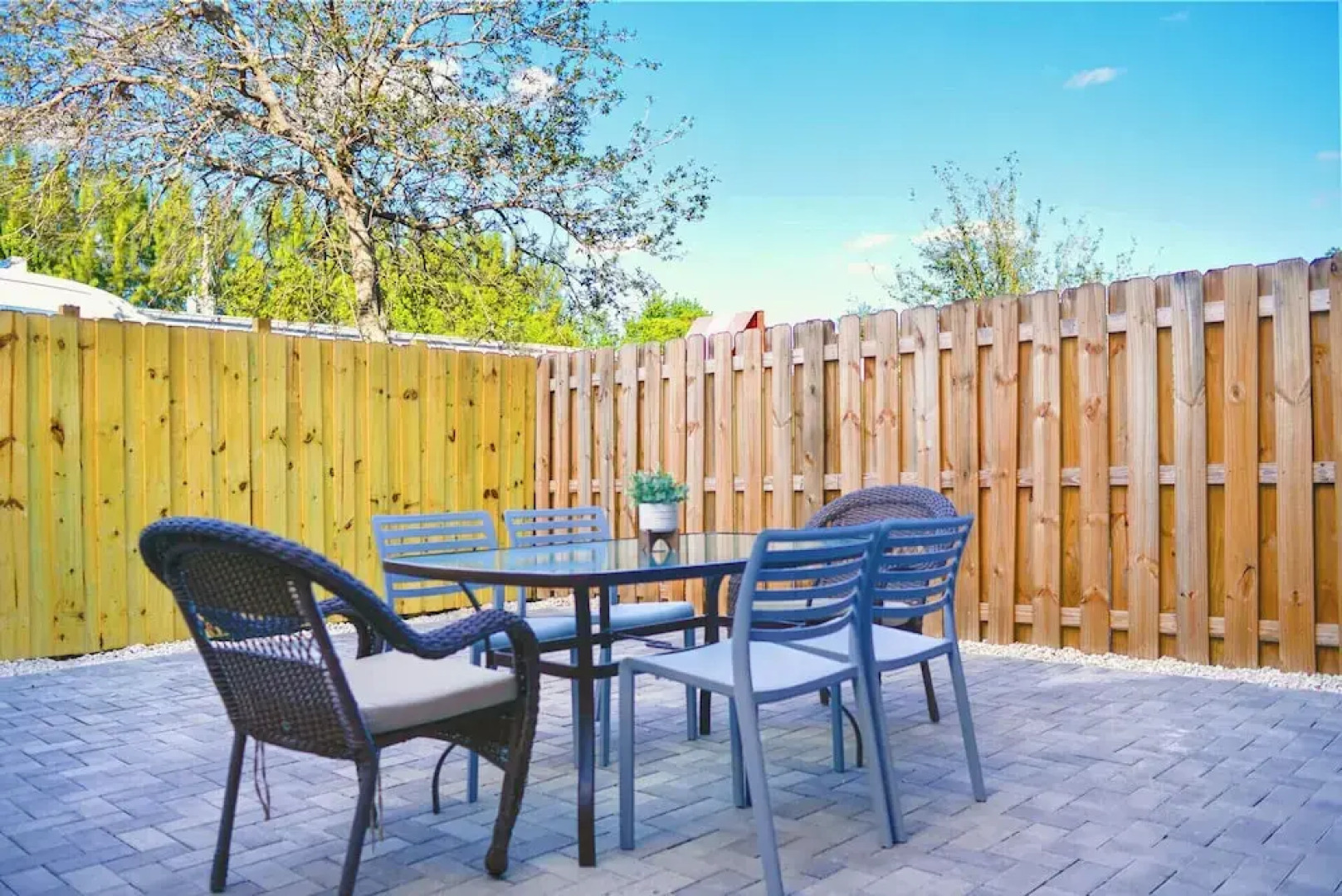 Prime Townhouses Near Design District