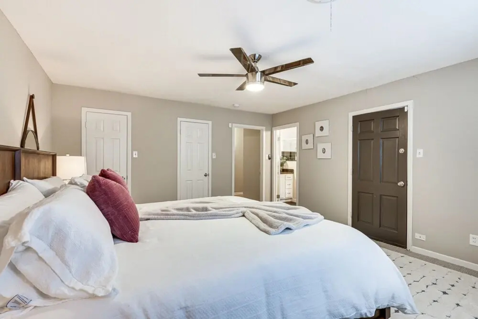 Spacious Bryan Home w/ Patio: 4 Mi to Downtown