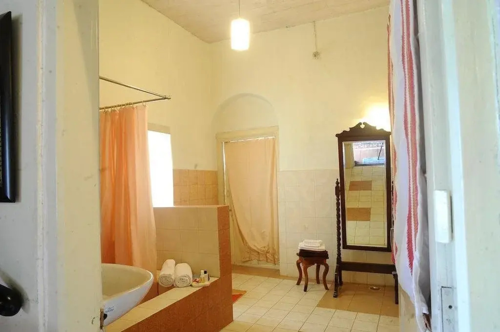 Singtom Tea Estate & Resort