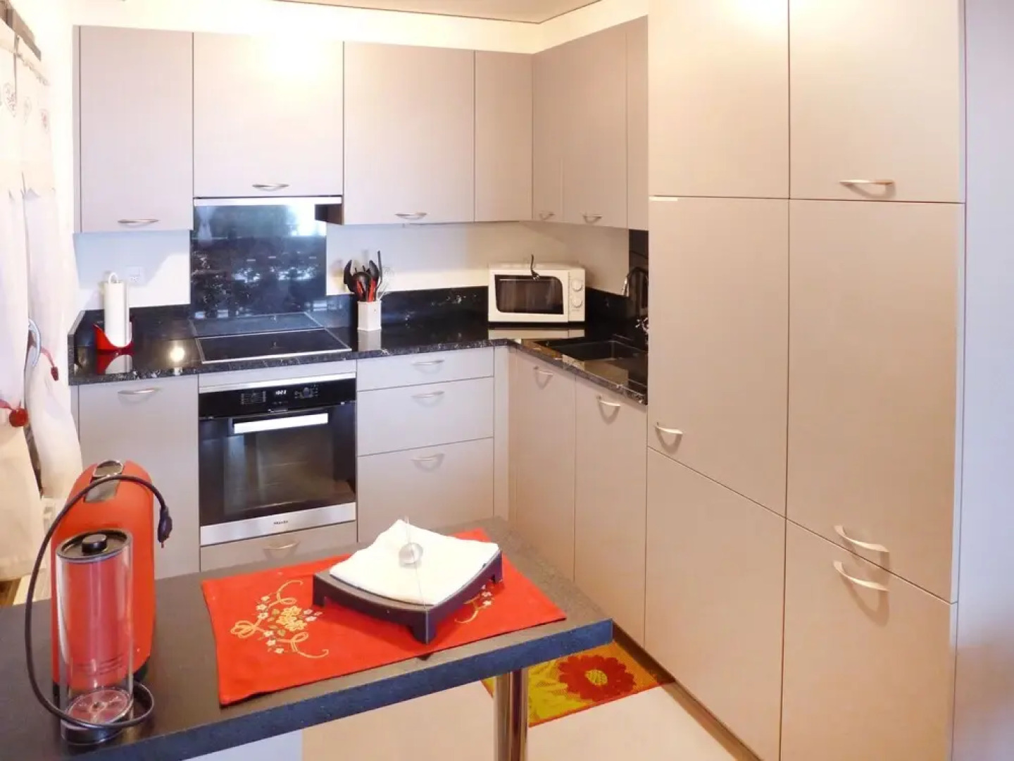 Thalia Lens in Lens With 2 Bedrooms and 3 Bathrooms