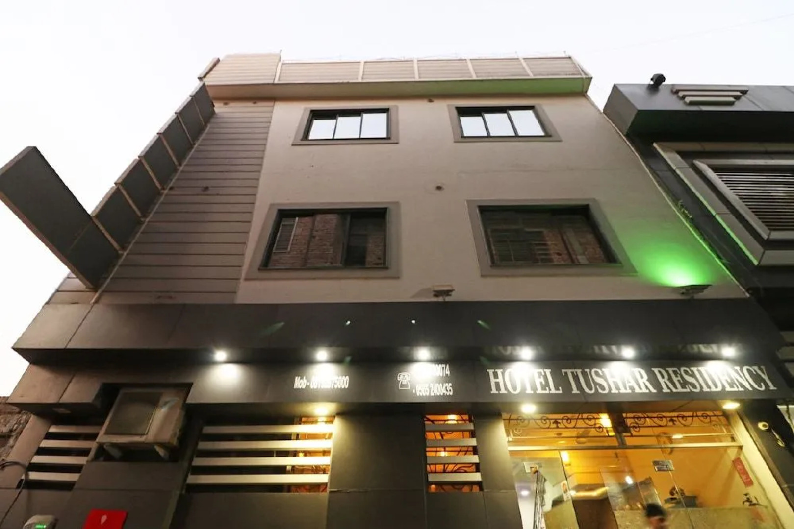 OYO 10414 Hotel Tushar Residency