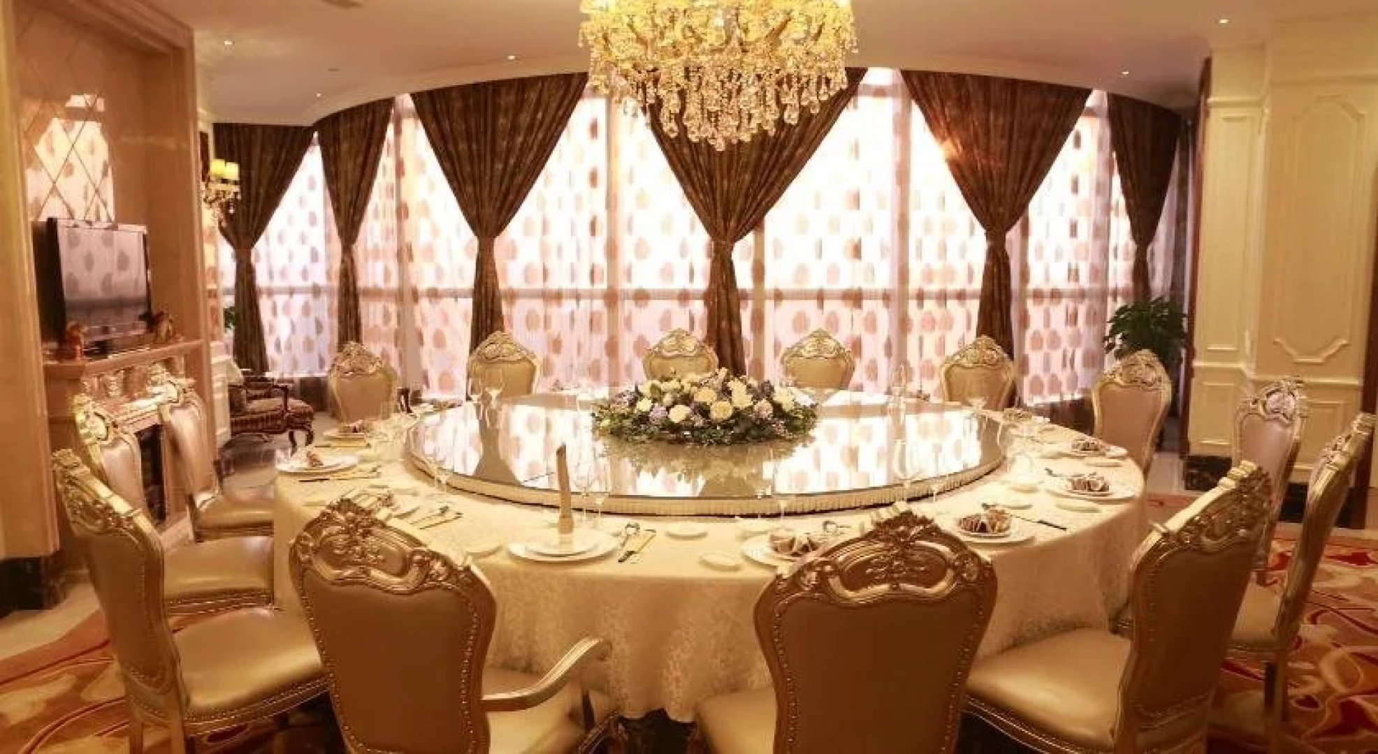 Meng Jiang Hotel