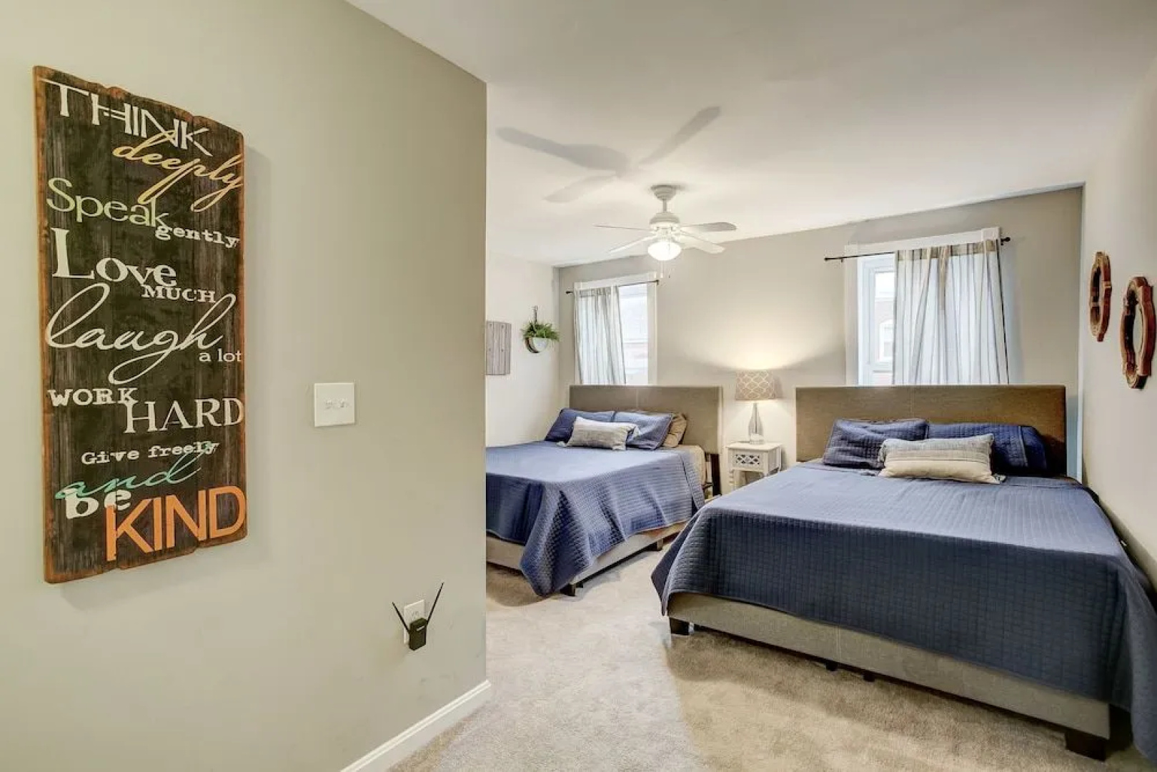 Lovely Home Next to Stadiums With Roofdeck&parking