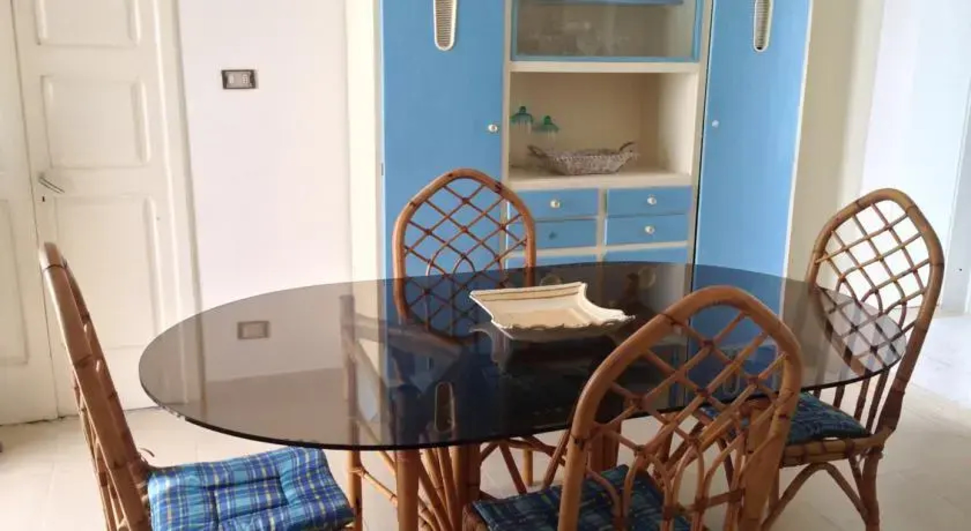 Torre Suda Vicino Al Mare