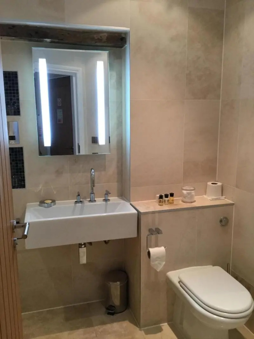 Gwesty Cymru Hotel & Restaurant