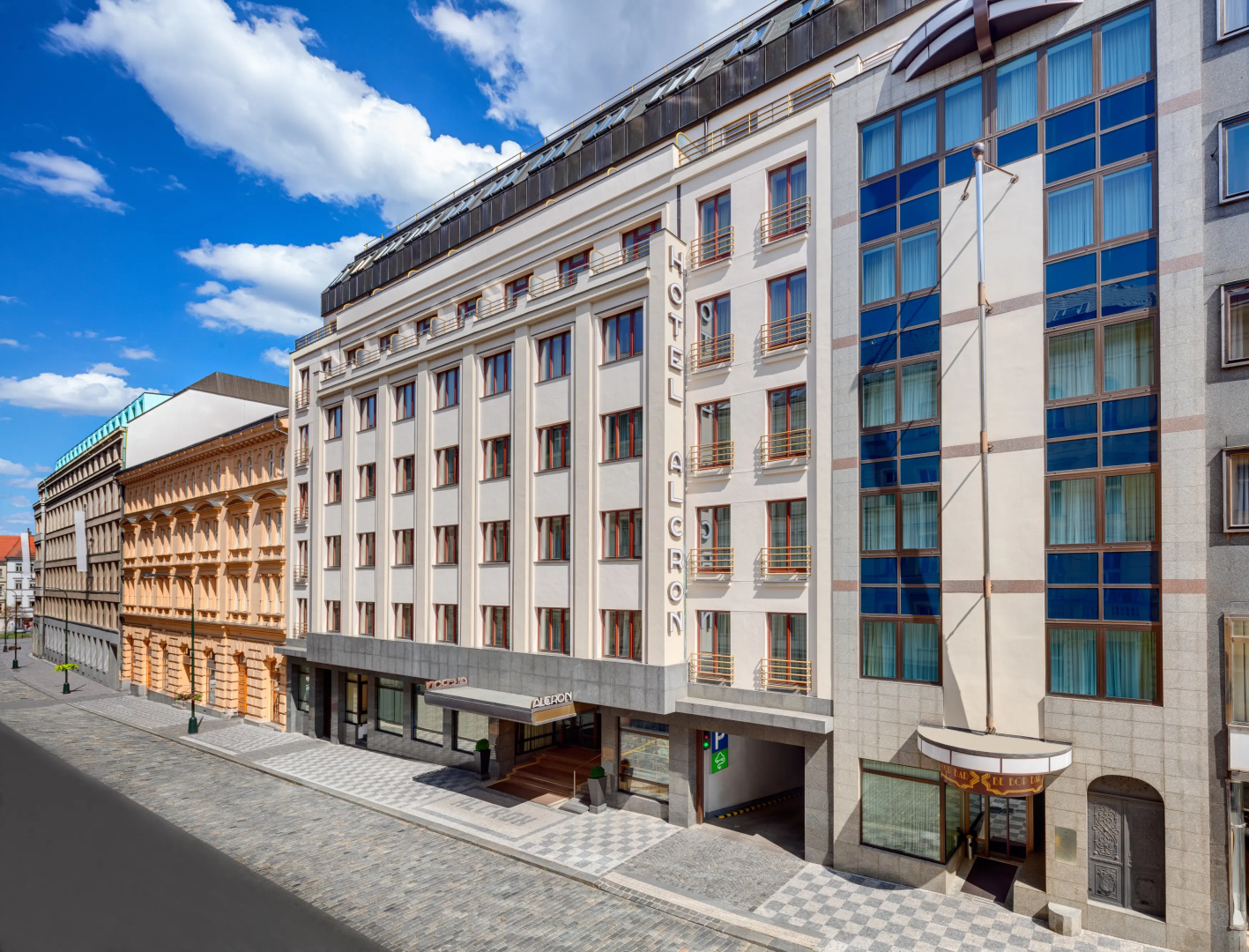 Отель Almanac X Alcron Prague