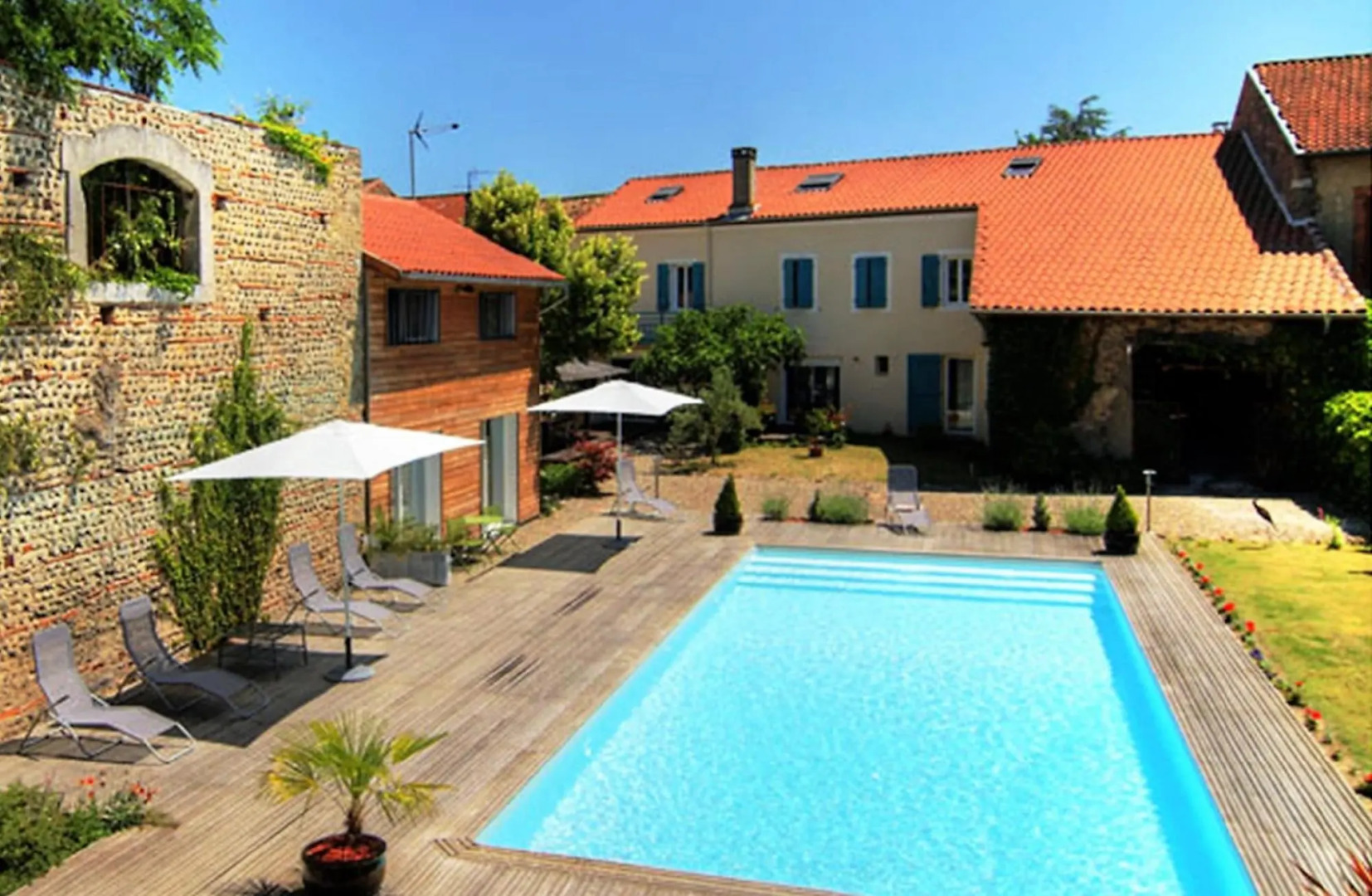 Chambre dhôtes La Cour Des Saligues