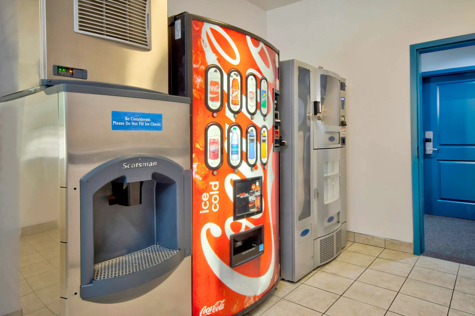 Studio 6 Bakersfield, CA