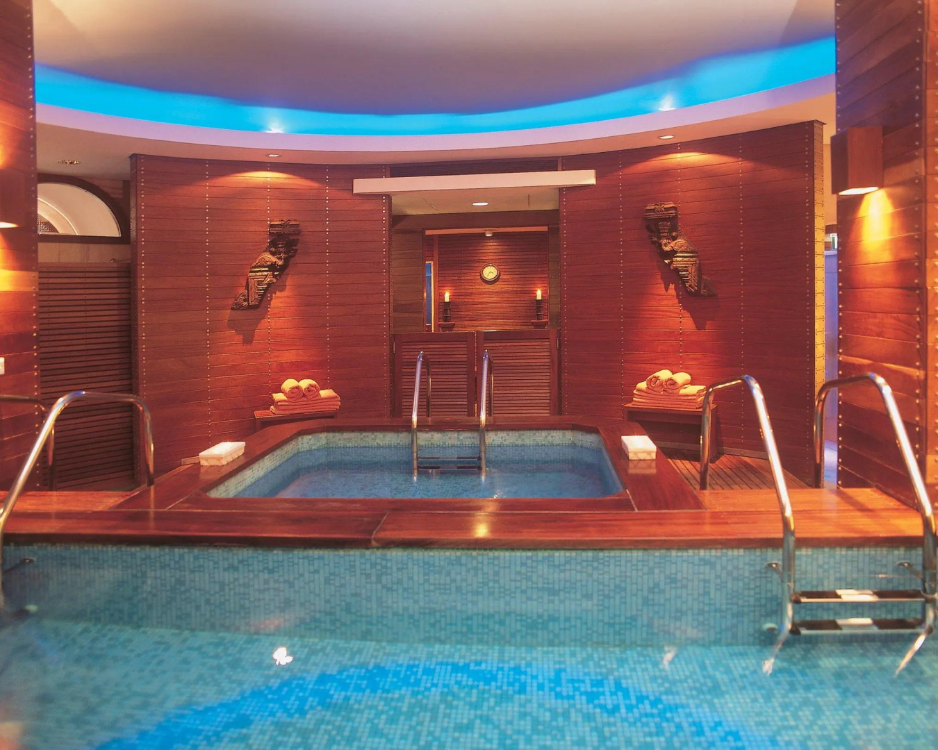 Columbia Beach Resort