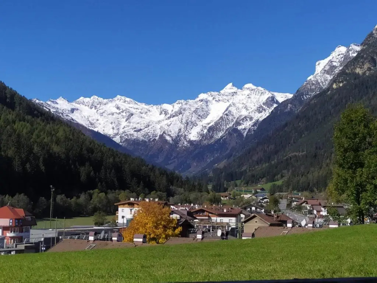 Apartments Ban Guggugg