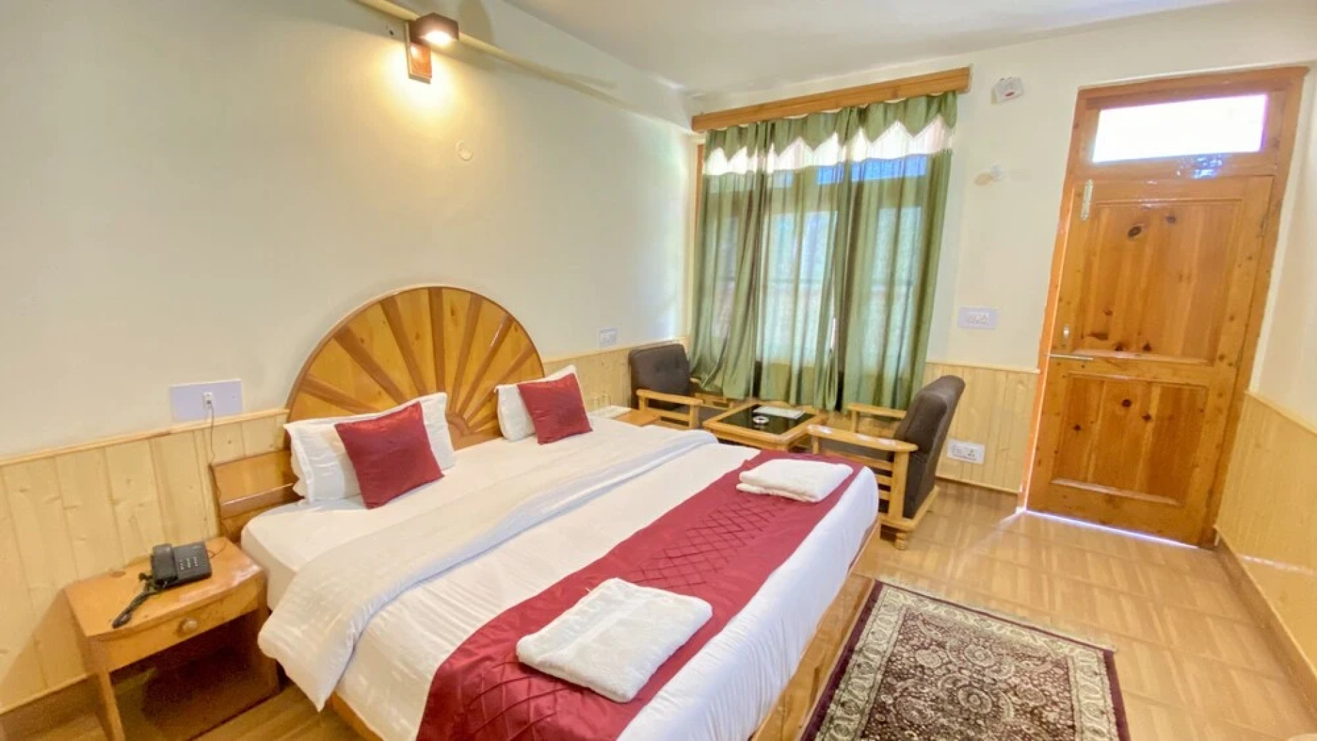 Hotel Purnima River View