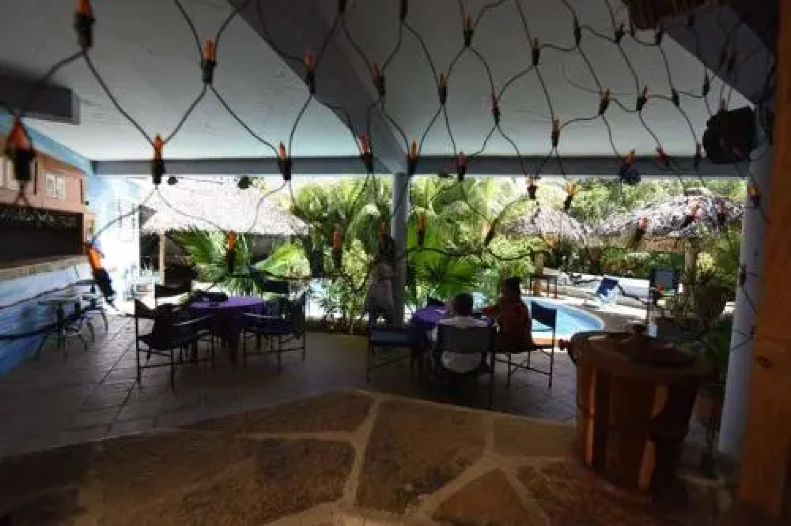 Lady "M" Club Hotel