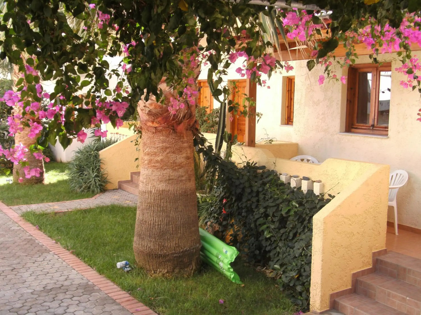 Lia Sofia Apartments