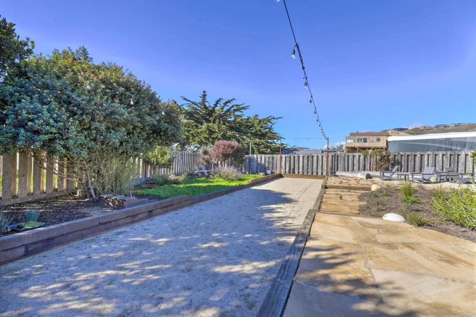 Remodeled Home w/ Spa & Deck: Walk to Dillon Beach