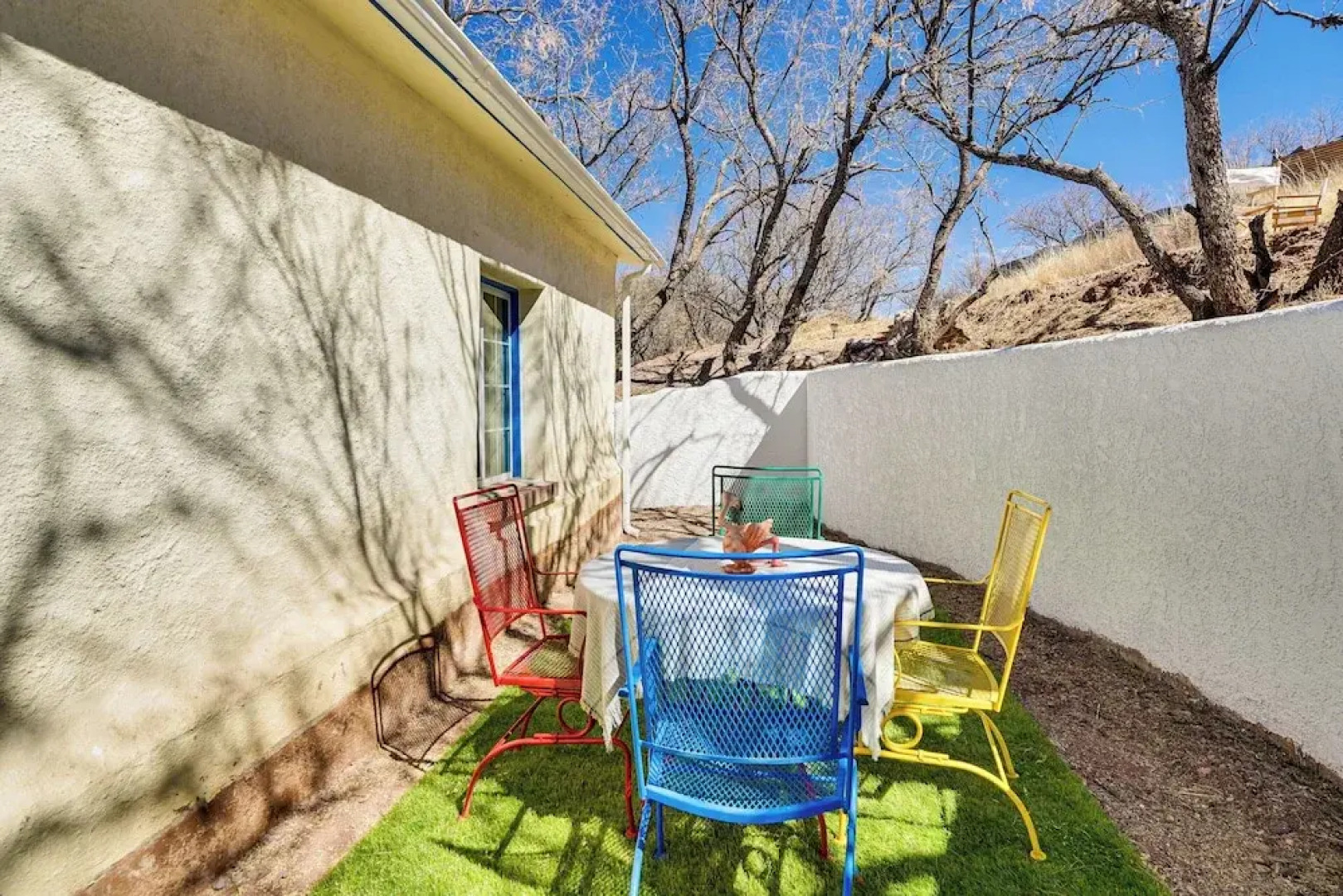 Peaceful & Historic Home in Patagonia!