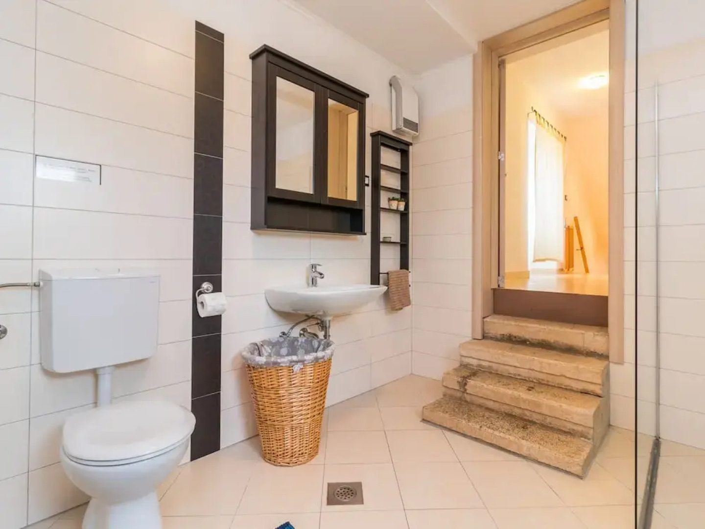 Apartment With Private Pool in Pula