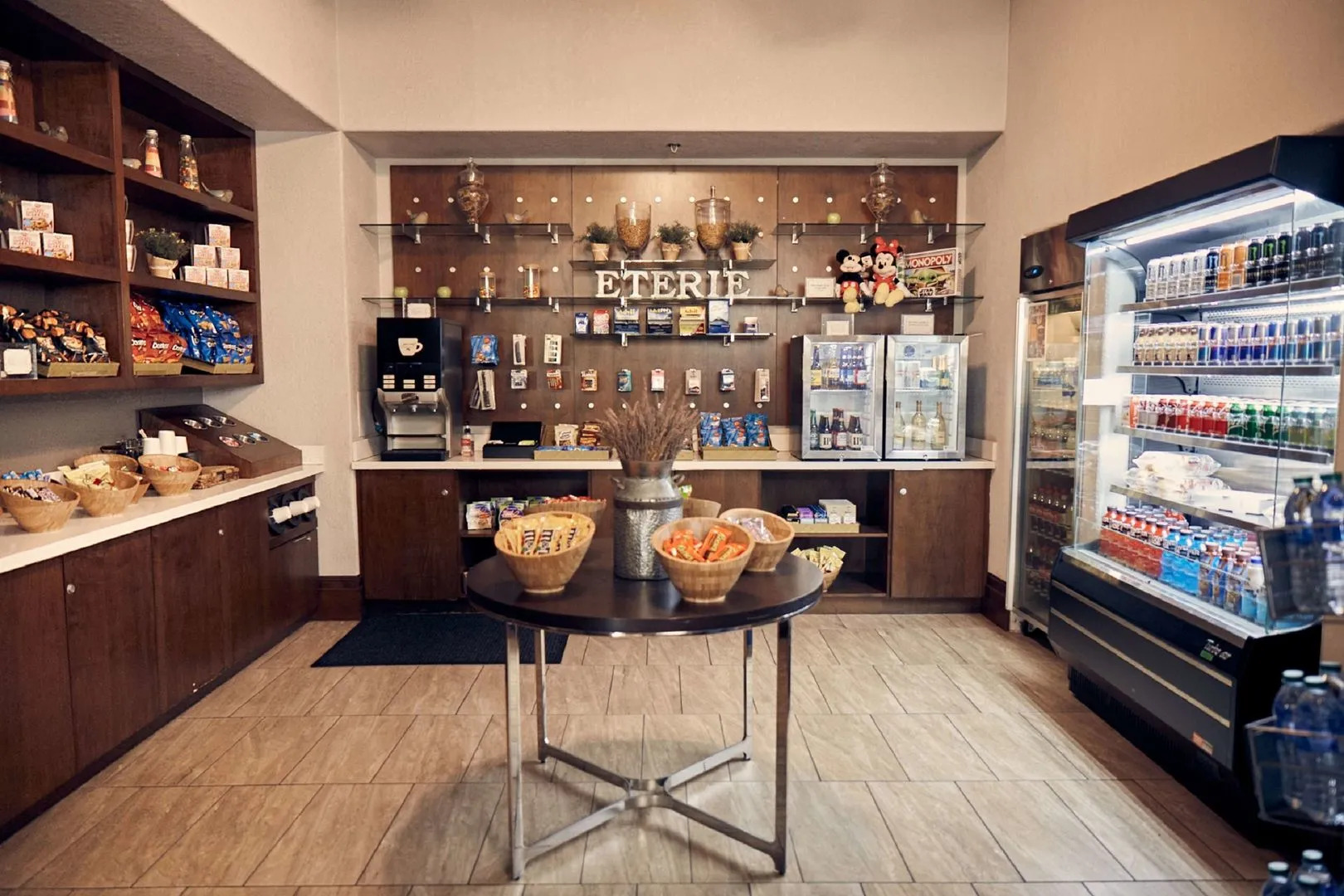 Embassy Suites by Hilton Los Angeles Downey